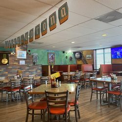 Plaza Jalisco - Indoor dining area