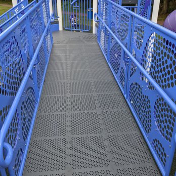 Tëmike Park Playground - Playgrounds Near Me - Plainfield, New Jersey