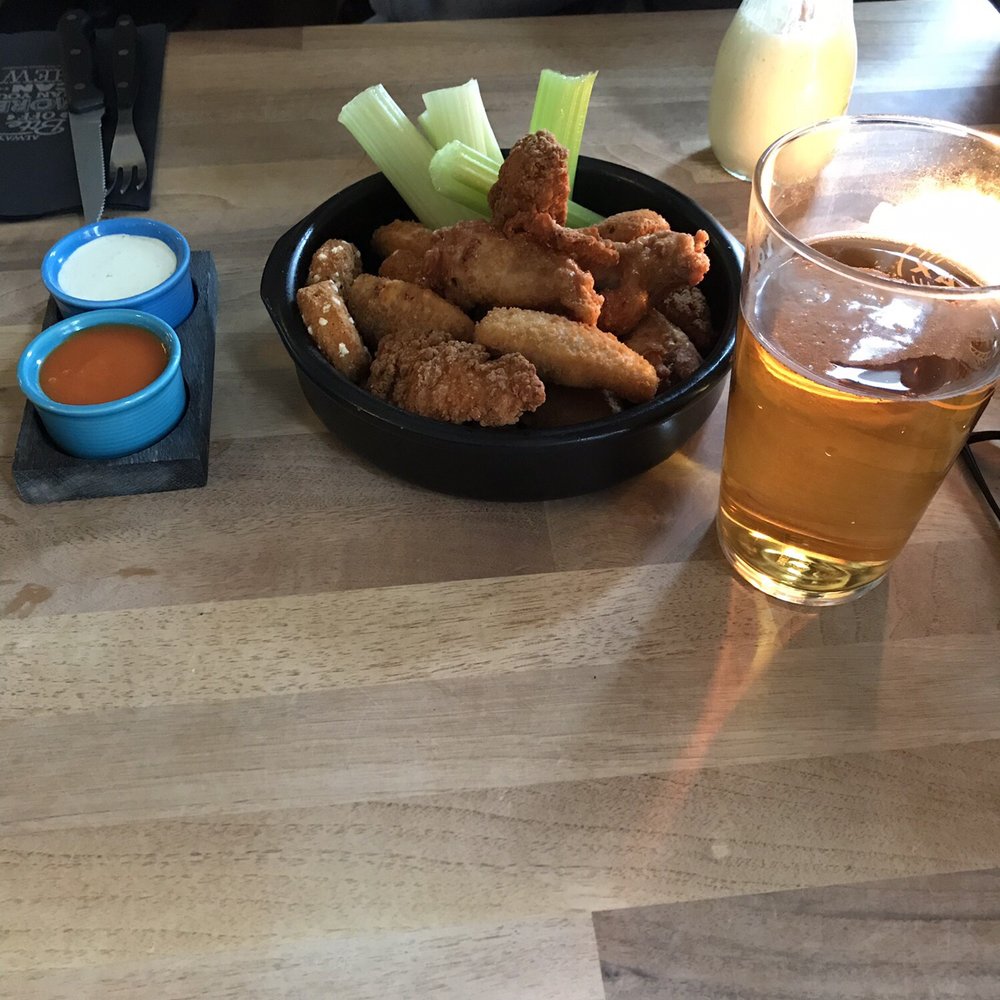 Halifax - Sample Platter - Burgers Near Me - København Ø, 84 Halifax - Sample Platter - Burgers Near Me - København Ø, 84
