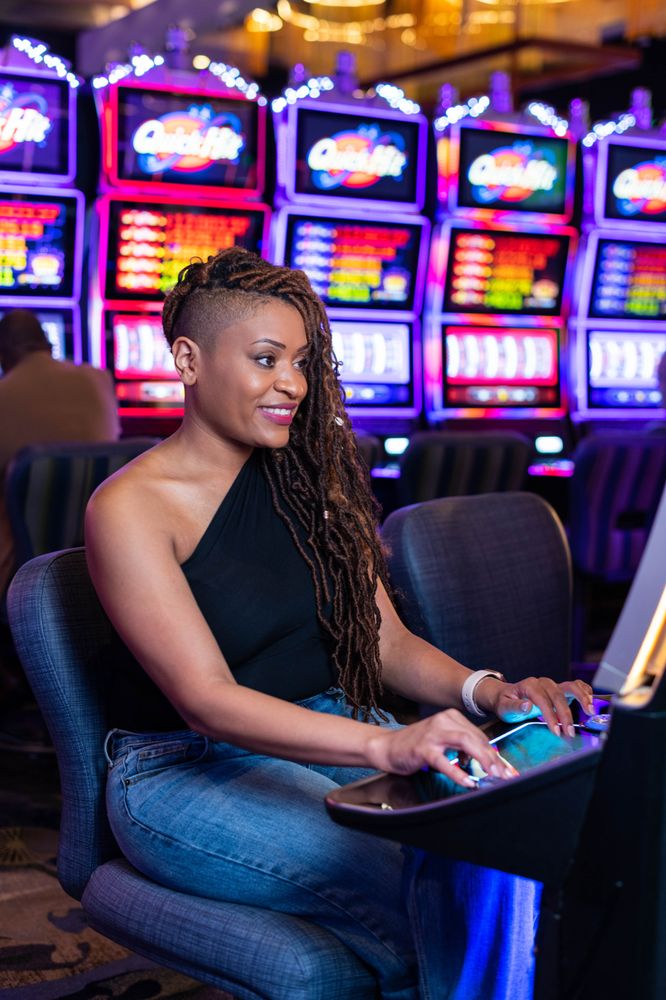 Social spots from Saracen Casino Resort