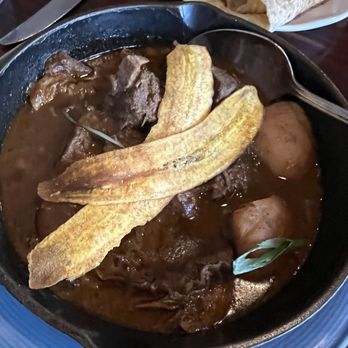 Oyo - Curry Goat - Latin American Near Me - Pleasanton, California