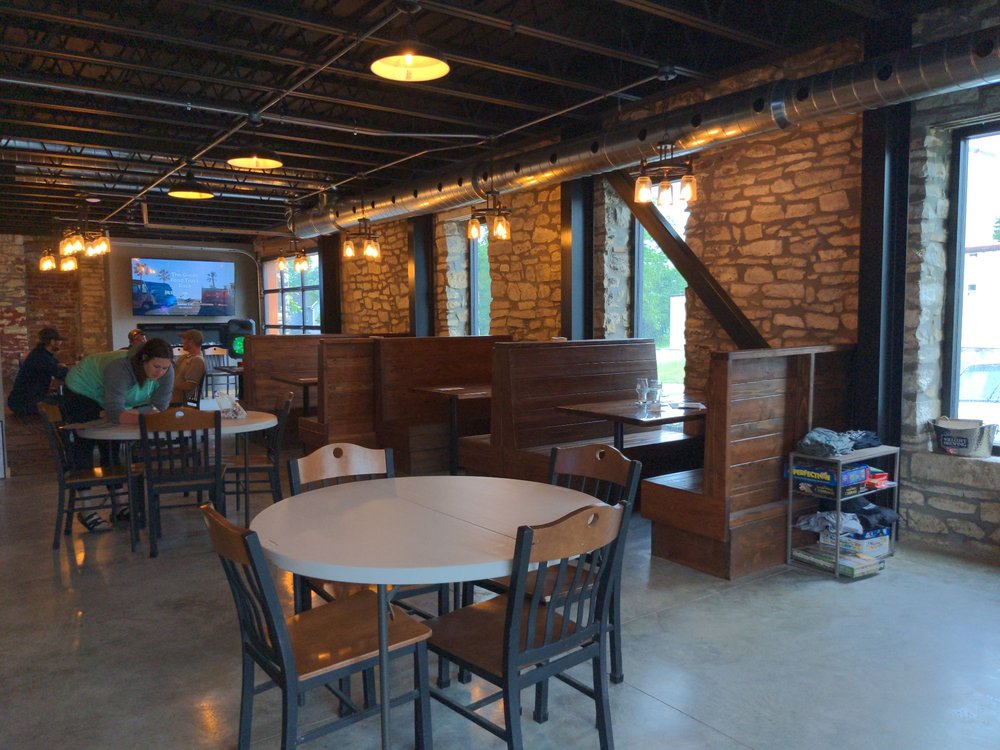 WILLCOTT BREWING COMPANY AND TAPROOM Updated March 2024 42 Photos