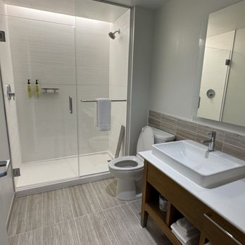Element by Westin Albuquerque Uptown - Bathroom - Hotels Near Me - Albuquerque, New Mexico