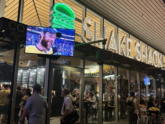 Shake Shack NYNY Hotel (LV BLVD) by null