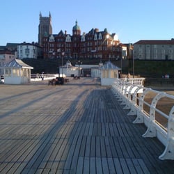 Hotel De Paris - The Hotel de Paris from the Cromer Pier in March 2010