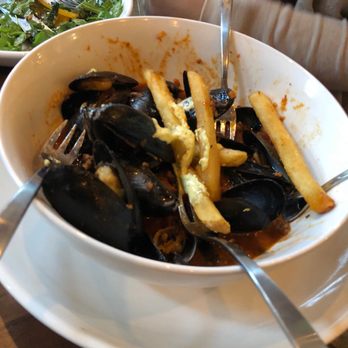 1932 Reserve - Mussels and fries amazing - New American Near Me - Osage Beach, Missouri 1932 Reserve - Mussels and fries amazing - New American Near Me - Osage Beach, Missouri