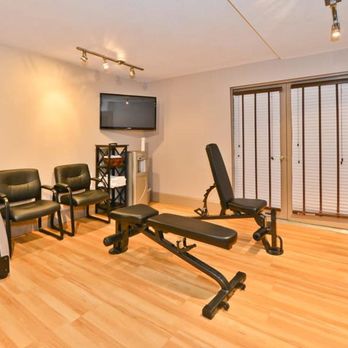 Prestige Inn - Hotels Near Me - Golden, British Columbia