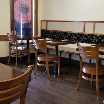Boru Ramen - front seating - Ramen Near Me - Arlington, Virginia