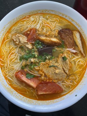 Tu Thanh by null