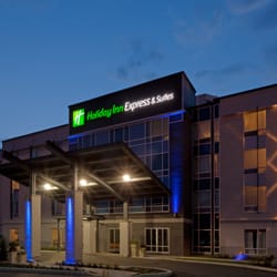 Holiday Inn Express & Suites Saint - Hyacinthe