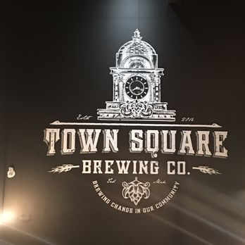 Town Square Brewing - Bar wall - Brewpubs Near Me - Edmonton, Alberta Town Square Brewing - Bar wall - Brewpubs Near Me - Edmonton, Alberta
