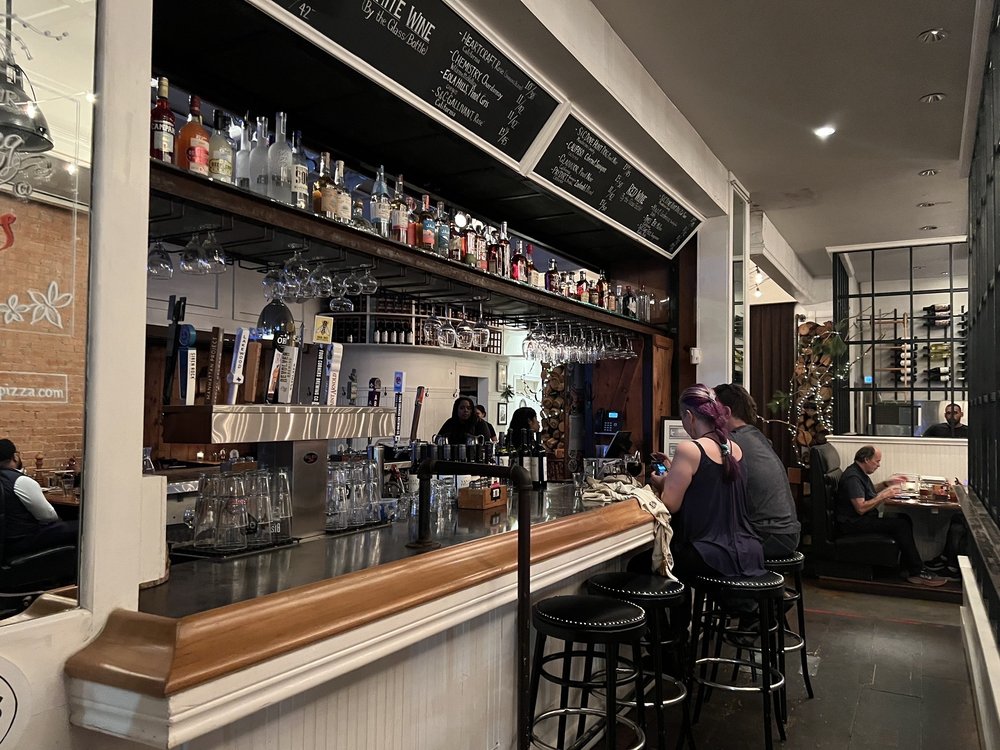 Eno’s Pizza Tavern