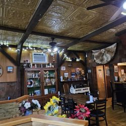 Mark's Tavern