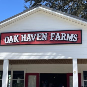 Oak Haven Farms  - entrance - Ranches Near Me - Sorrento, Florida