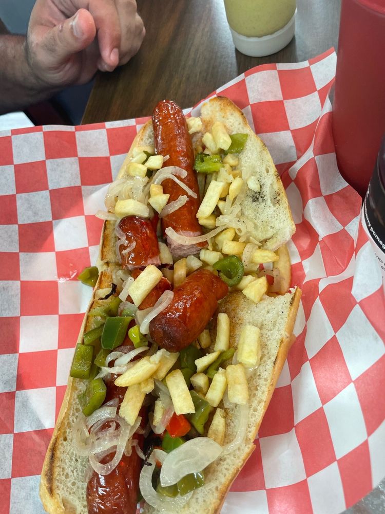 DOMENICO’S PIZZERIA & LIQUOR STORE Updated August 2024 13 Photos