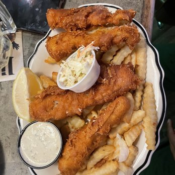 Dixie Grill - Fried fish and French fríes! Yummy too! - Southern Near Me - Aiea, Hawaii Dixie Grill - Fried fish and French fríes! Yummy too! - Southern Near Me - Aiea, Hawaii