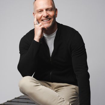 Persona Studio - Casual Portrait for branding or business. Professional photography services. - Session Photography Near Me - Martinez, California Persona Studio - Casual Portrait for branding or business. Professional photography services. - Session Photography Near Me - Martinez, California