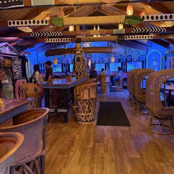 Tropicali - Indoors dining - Hawaiian Near Me - Big Bear Lake, California Tropicali - Indoors dining - Hawaiian Near Me - Big Bear Lake, California