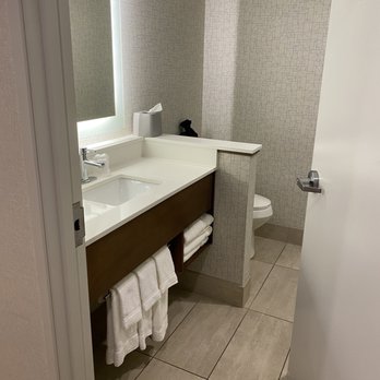 Holiday Inn Express & Suites Ithaca - Bathroom - Hotels Near Me - Ithaca, New York