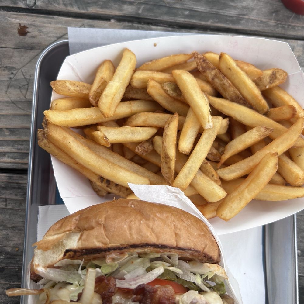 Garlands Hamburgers - Burger and fries - Burgers Near Me - Grover Beach, California Garlands Hamburgers - Burger and fries - Burgers Near Me - Grover Beach, California