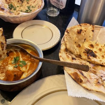 Haveli Bistro - Chicken Tikka Masala and Butter Naan - Indian Near Me - Columbus, Ohio