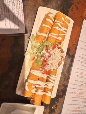 Mesero - Inwood Village