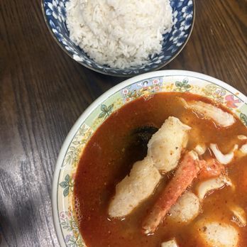 Poom Thai Cuisine - Thai Near Me - Santa Monica, California