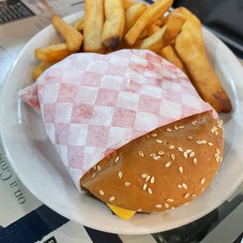 Mama's Daughters' Diner - Burger with fries - Diners Near Me - Plano, Texas