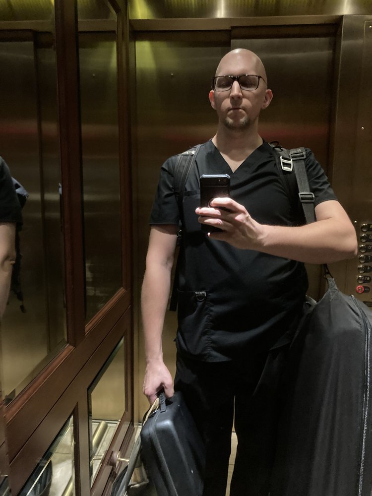 Resonate Wellness Logo
