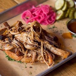 Low and Slow Smokehouse - Pulled Pork with Lexington sauce on the side