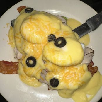 Gourmet Pie & Cafe - California Benedict $19.50 - American Near Me - Los Alamitos, California Gourmet Pie & Cafe - California Benedict $19.50 - American Near Me - Los Alamitos, California