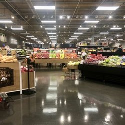 Market 32 By Price Chopper - Market 32 Niskayuna NY. Clean, well kept, and remodeled.