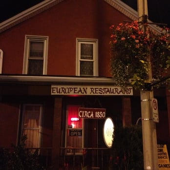 Red Chateau - Entrance - German Near Me - Niagara Falls, Ontario Red Chateau - Entrance - German Near Me - Niagara Falls, Ontario