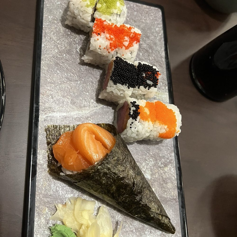 Sushi Kingdom - Fantastic four, salmon hand roll - Sushi Bars Near Me - Glen Allen, Virginia Sushi Kingdom - Fantastic four, salmon hand roll - Sushi Bars Near Me - Glen Allen, Virginia