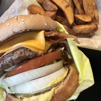 Hodad's - Cheeseburger - Burgers Near Me - San Diego, California Hodad's - Cheeseburger - Burgers Near Me - San Diego, California