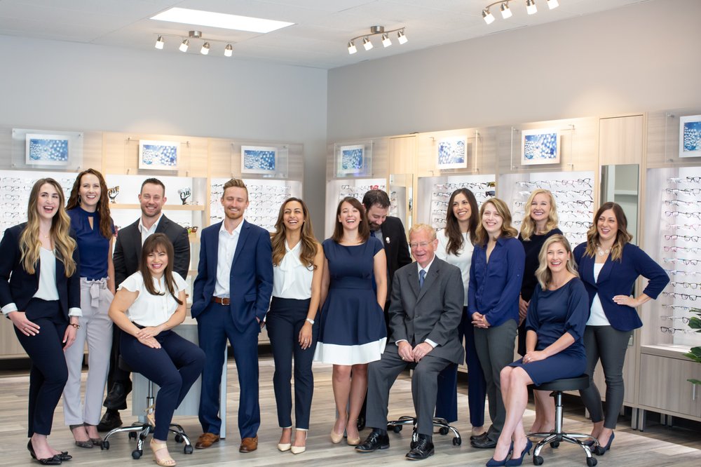 MOSES EYECARE CENTER Updated September 2024 12 Photos 1861 E. Summit St, Crown Point