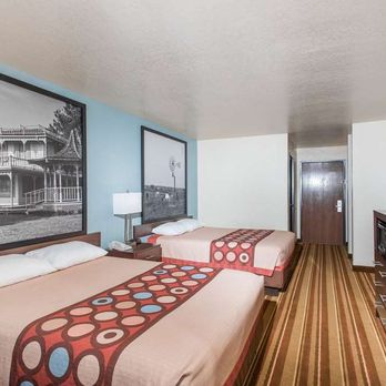 Super 8 by Wyndham Claremore OK - Guest room - Hotels Near Me - Claremore, Oklahoma Super 8 by Wyndham Claremore OK - Guest room - Hotels Near Me - Claremore, Oklahoma