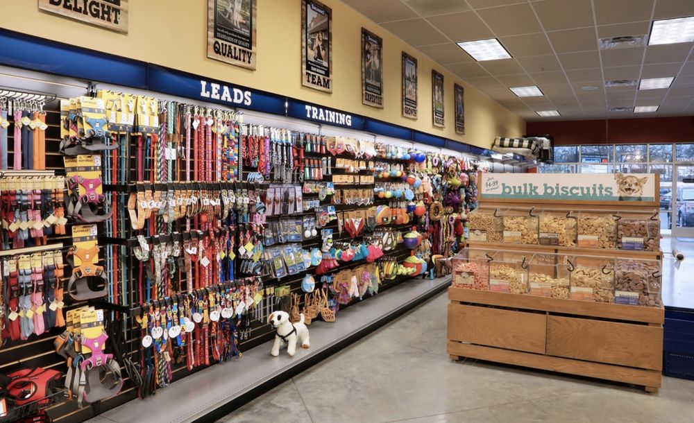 TOMLINSON’S FEED Updated September 2024 15 Photos & 21 Reviews