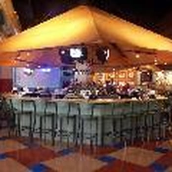 Summer Shack - Boston - The Bar - Seafood Near Me - Boston, Massachusetts