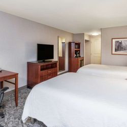 Hilton Garden Inn Blacksburg University - Guest room
