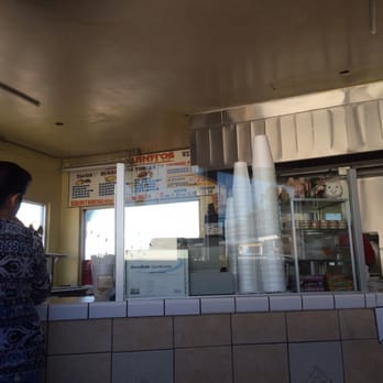 Los Kuinitos - Mexican Near Me - Long Beach, California