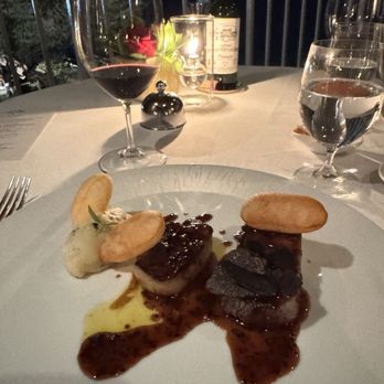 La Mer - Filet de Bœuf - French Near Me - Honolulu, Hawaii La Mer - Filet de Bœuf - French Near Me - Honolulu, Hawaii