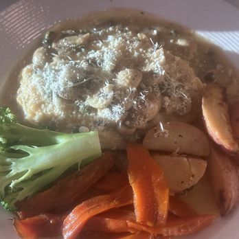 Alexi's Grill - Chicken Piccata - Italian Near Me - Phoenix, Arizona
