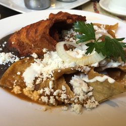 La Chocolateria Mayordomo - Chilaquiles con cecina