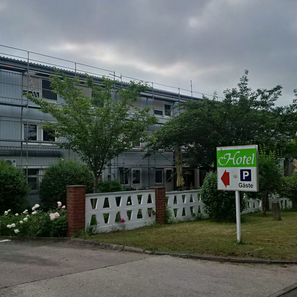 HOTEL AM ENTENTEICH Am Ententeich 6, Meuselwitz, Thüringen, Germany
