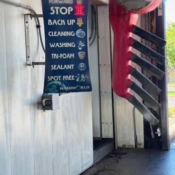 Winner's Circle Car Wash - Car Wash Near Me - Germantown, Wisconsin Winner's Circle Car Wash - Car Wash Near Me - Germantown, Wisconsin