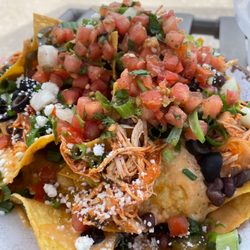 Plunge Pool Bar & Restaurant - Nachos with chicken