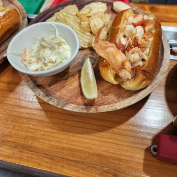 Royal Lobster - Lobster Roll - Seafood Near Me - Honolulu, Hawaii Royal Lobster - Lobster Roll - Seafood Near Me - Honolulu, Hawaii