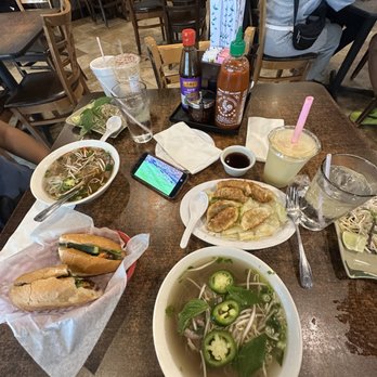 Simply Pho - P14 Pho, BM3 Banh Mi with fried egg added, A12 Dumplings, T5 Mango Smoothie - Vietnamese Near Me - Houston, Texas Simply Pho - P14 Pho, BM3 Banh Mi with fried egg added, A12 Dumplings, T5 Mango Smoothie - Vietnamese Near Me - Houston, Texas