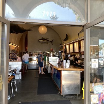 Bear Flag Fish - Entry - Seafood Markets Near Me - Newport Beach, California Bear Flag Fish - Entry - Seafood Markets Near Me - Newport Beach, California